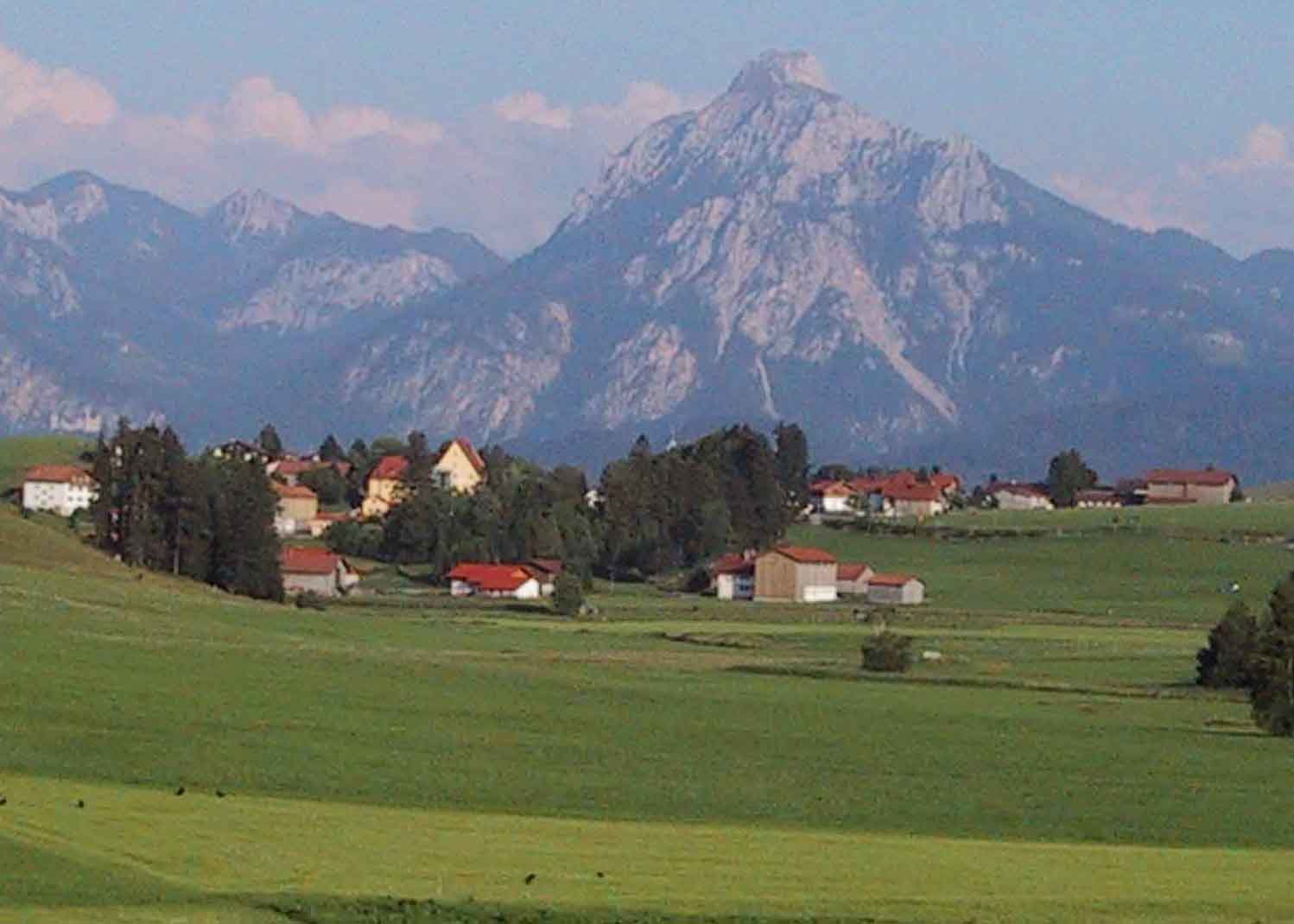 Blick auf Hopferau von Norden